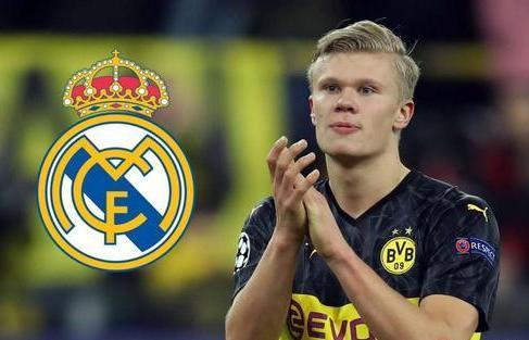 五人制足球速度与配合技巧解析（五人制足球：速度与团队配合的实战要点）