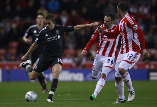 阿莫林：B费采访前有和俱乐部沟通，球队离英超冠军不会太远（阿莫林：B费采访前已与俱乐部沟通，球队距离英超冠军并不遥远）