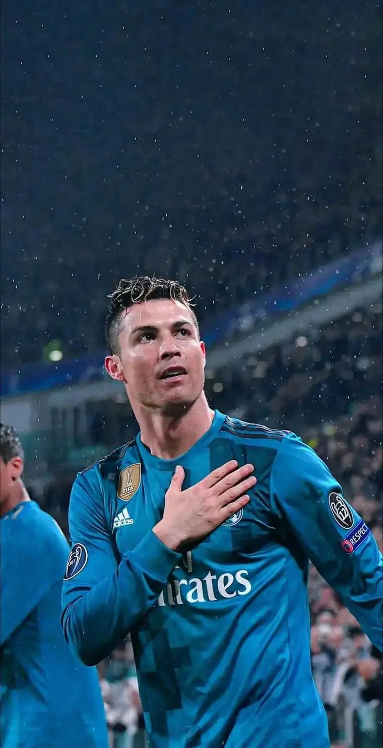 热议成都平广岛：联赛亚冠都蛮硬；租德尔加多需下载反诈app（成都战平广岛引热议：联赛与亚冠皆硬仗，租借德尔加多还得下载反诈App）