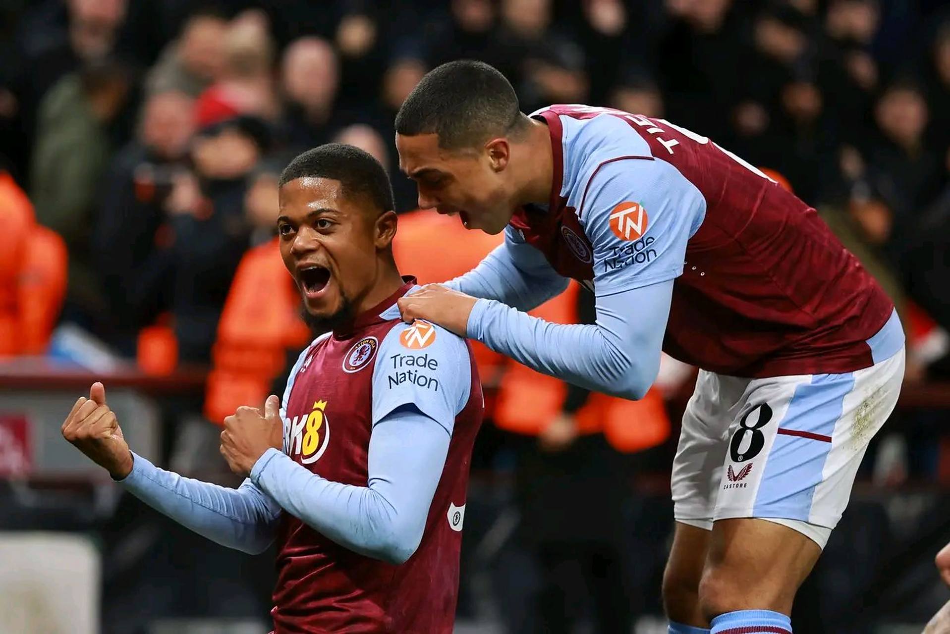 中超第30轮跑动距离榜：钟晋宝13356米居首，周定洋第二（中超第30轮跑动里程榜：钟晋宝以13356米夺魁，周定洋位列第二）