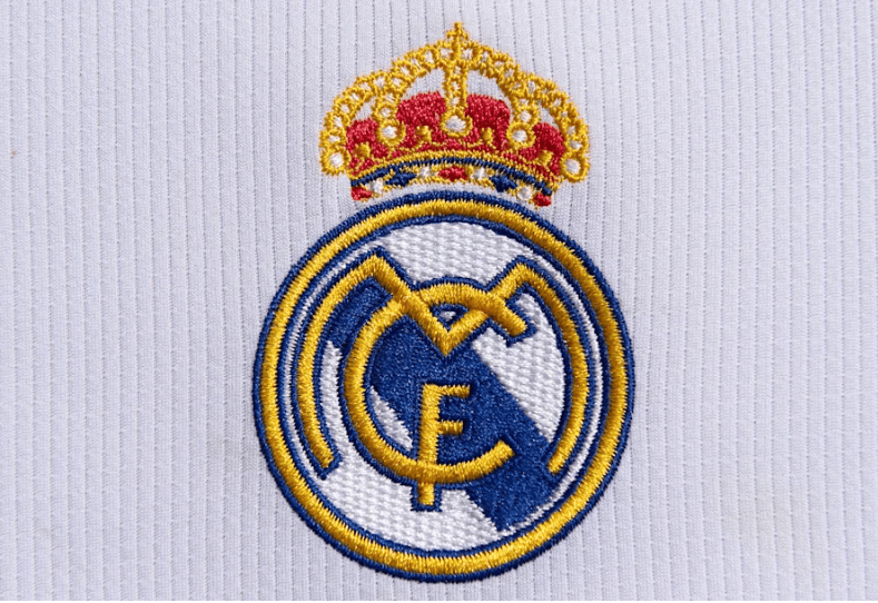 球队越打越自信（球队愈战愈勇）